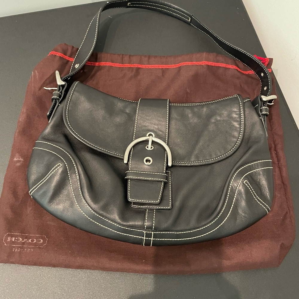 Coach Shoulder Bag black leather, excellent condition. Dust bag. early y2k